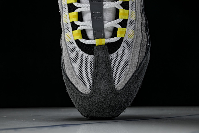 Nike Air Max 95 SP Undefeated Geo Shanghai Opti Yellow IB4523-002