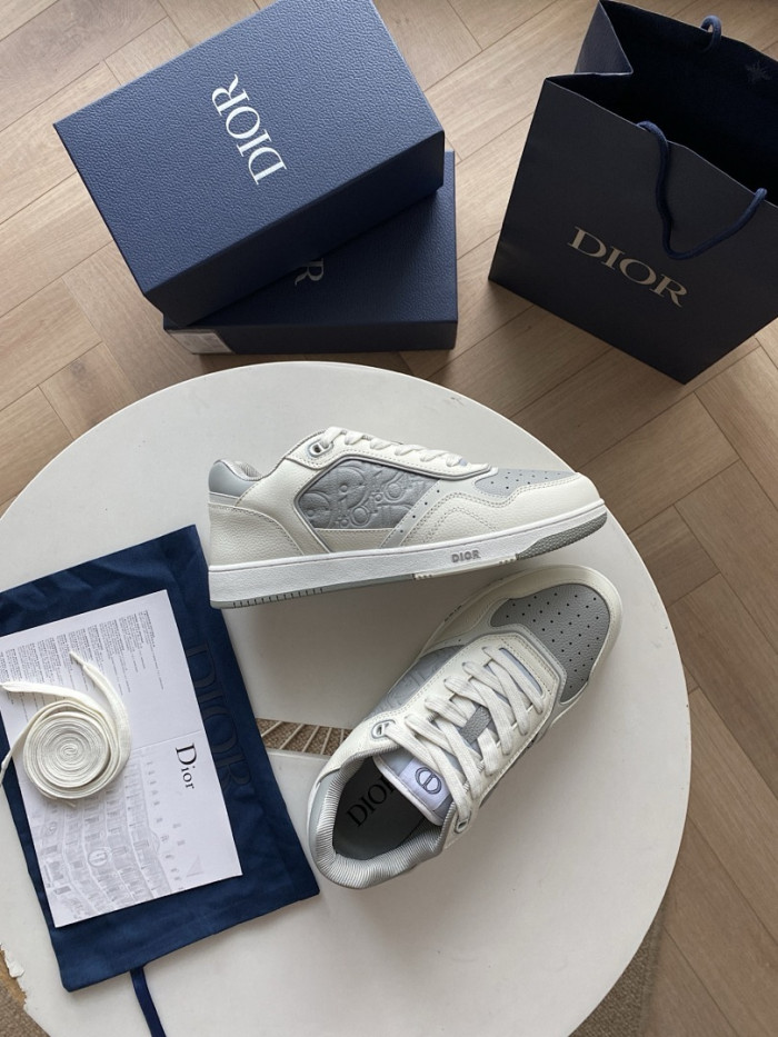 DR B27 LOW-TOP SNEAKERS DR-202