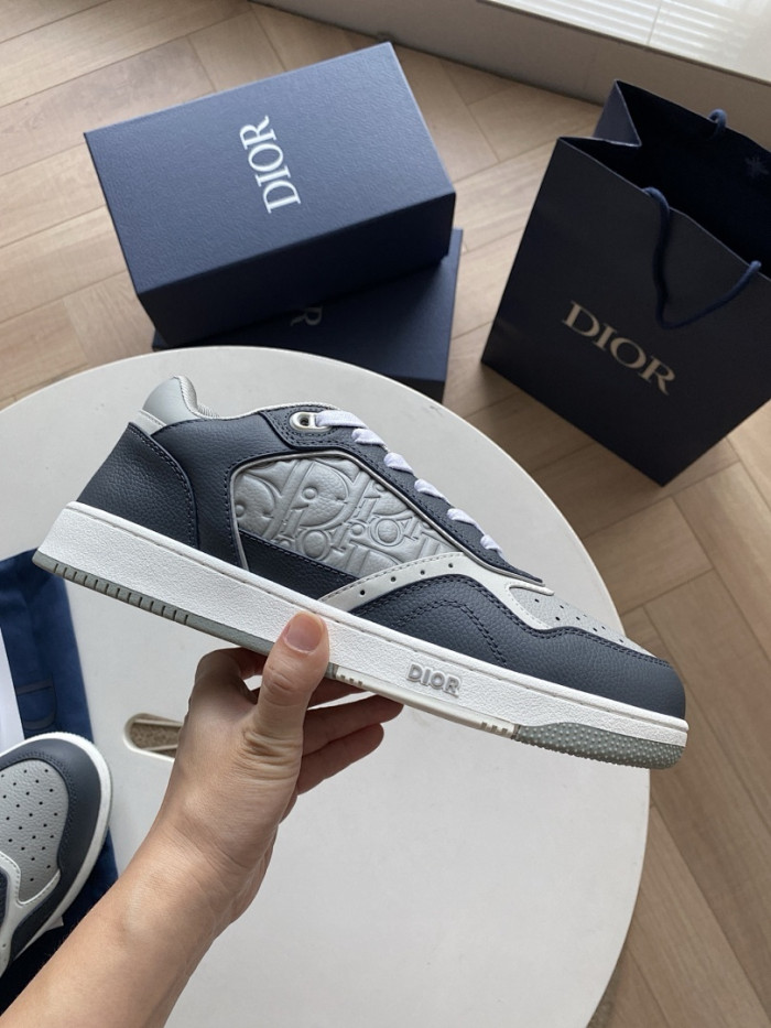 DR B27 LOW-TOP SNEAKERS DR-201