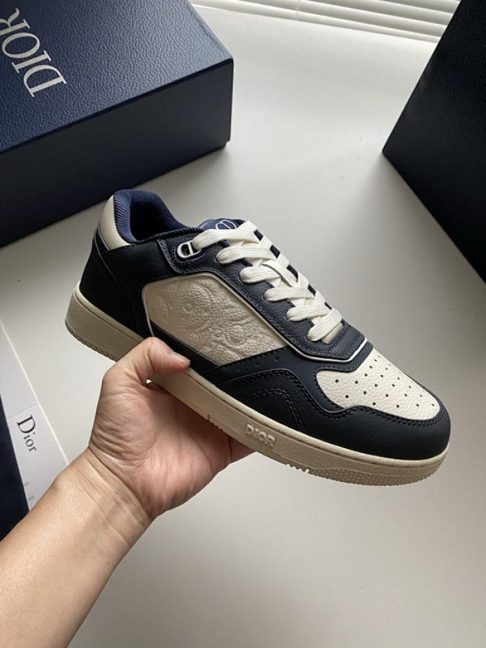 DR B27 LOW-TOP SNEAKERS DR-209