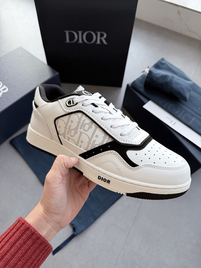 DR B27 LOW-TOP SNEAKERS DR-198