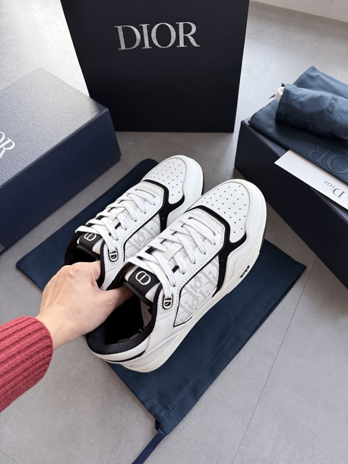 DR B27 LOW-TOP SNEAKERS DR-198