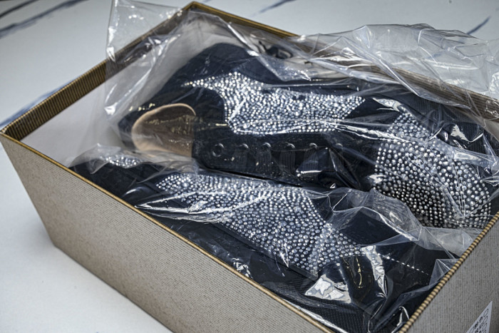 CL SNEAKERS 202312193