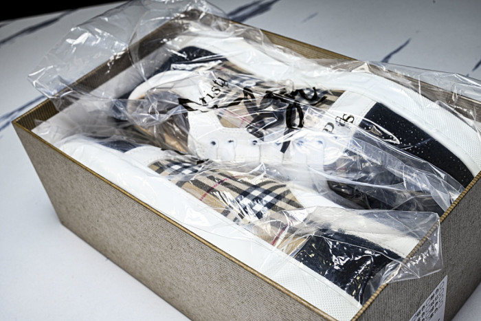 CL SNEAKERS 202312195
