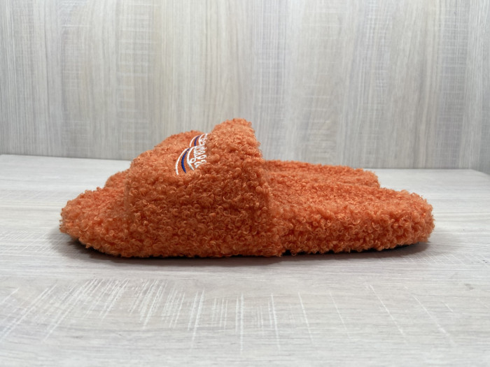 BL SLIPPERS