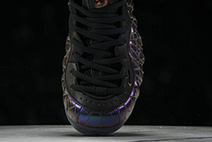 TEKKEN 8 x Nike Air Foamposite One “Kazuya Mishima” FQ9050-400