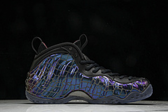 TEKKEN 8 x Nike Air Foamposite One “Kazuya Mishima” FQ9050-400