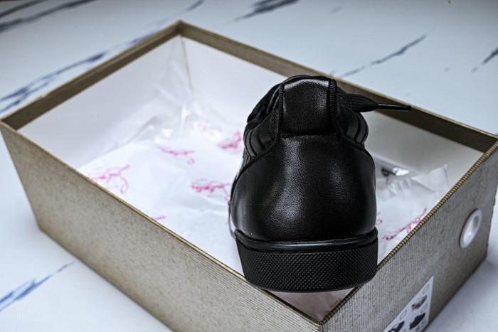 CL SNEAKERS 202312200