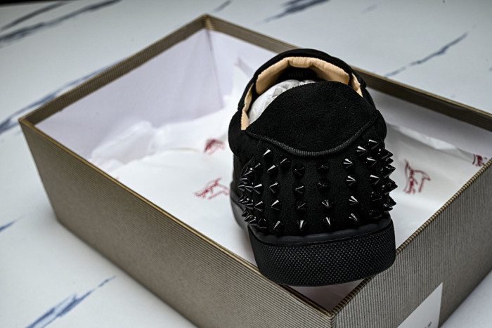CL SNEAKERS 202312196
