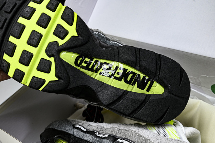 Nike Air Max 95 SP Undefeated Geo NYC Neon IB4523-004