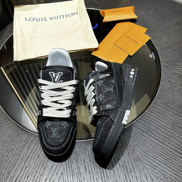 LOVT SNEAKER lv-303