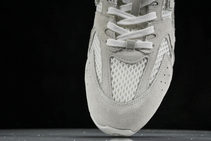 New Balance MIU NB5301