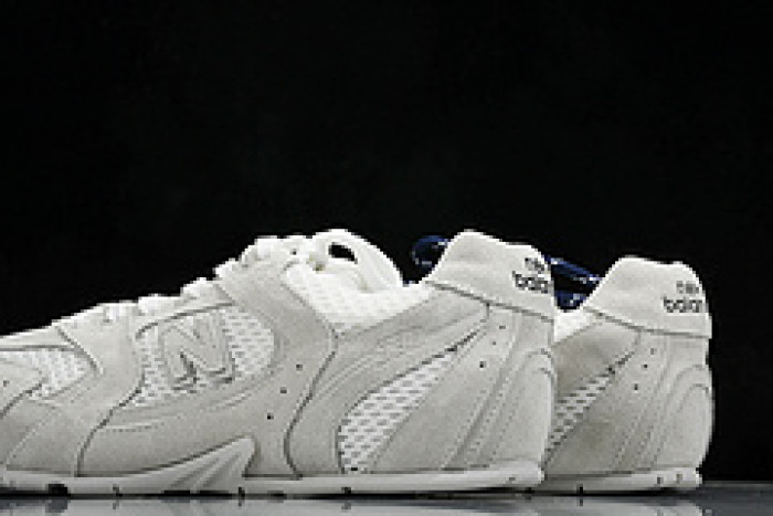 New Balance MIU NB5301