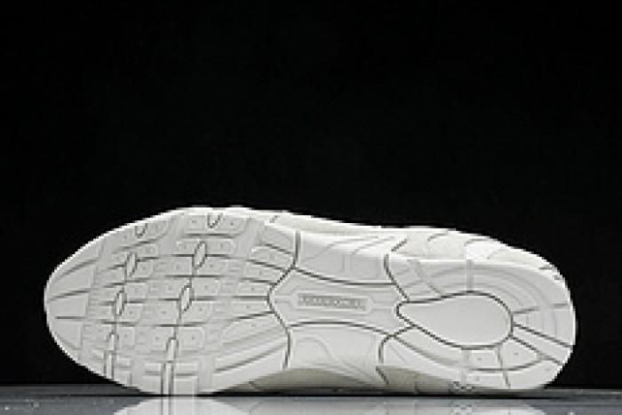 New Balance MIU NB5301