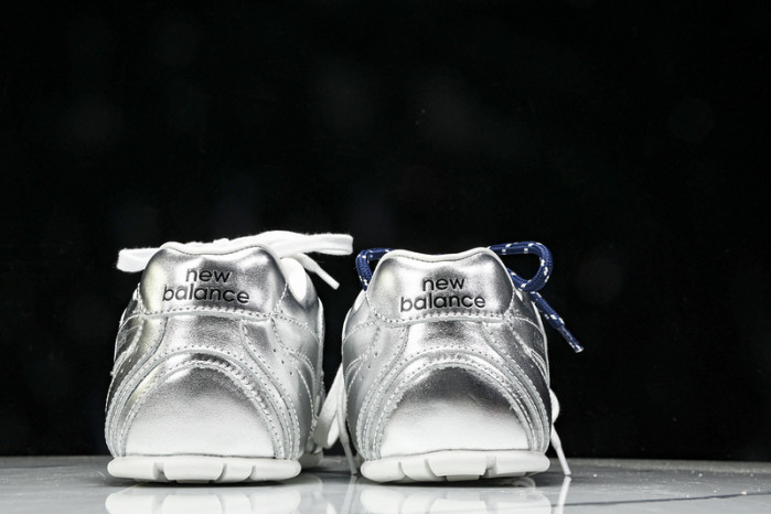 New Balance MIU NB5303