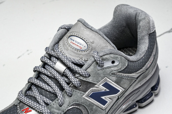 New Balance 2002R M2002RHG