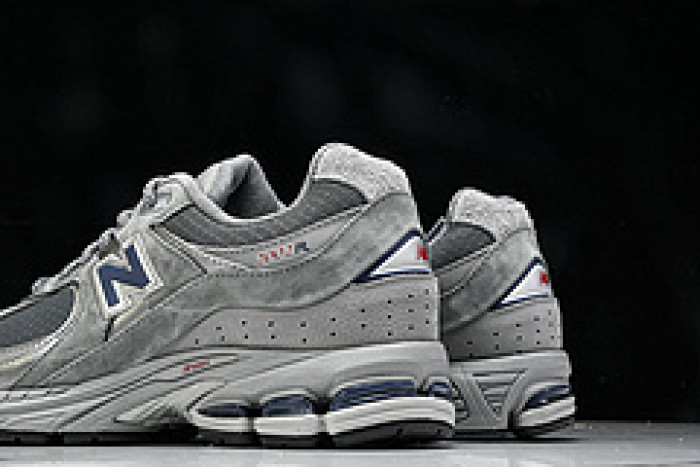 New Balance 2002R M2002RHG