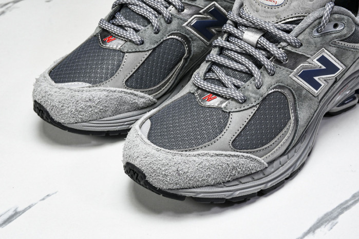 New Balance 2002R M2002RHG