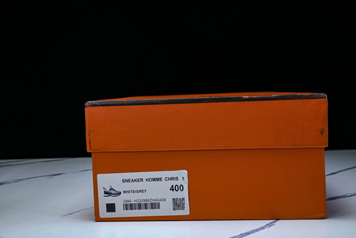 HER SHOES HM-9