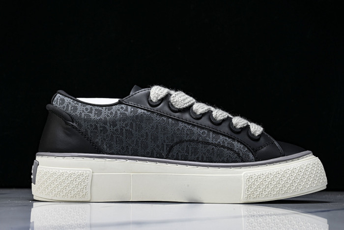 DR B33 LOW-TOP SNEAKERS DR-216