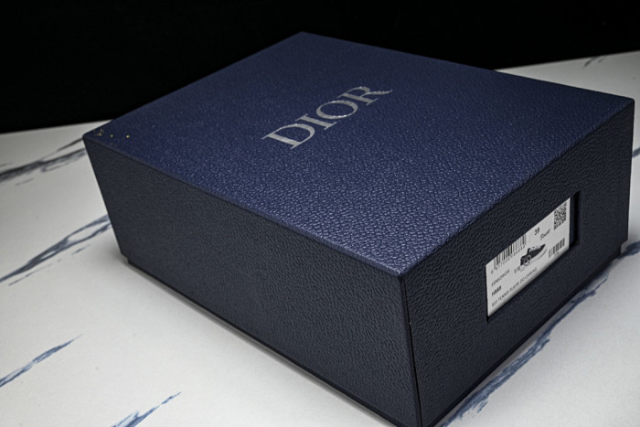 DR B33 LOW-TOP SNEAKERS DR-216