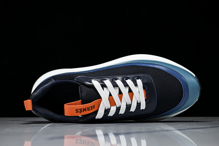 HER SHOES HM-4