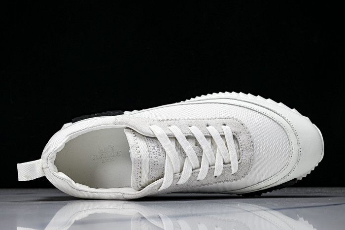 HER SHOES HM-8