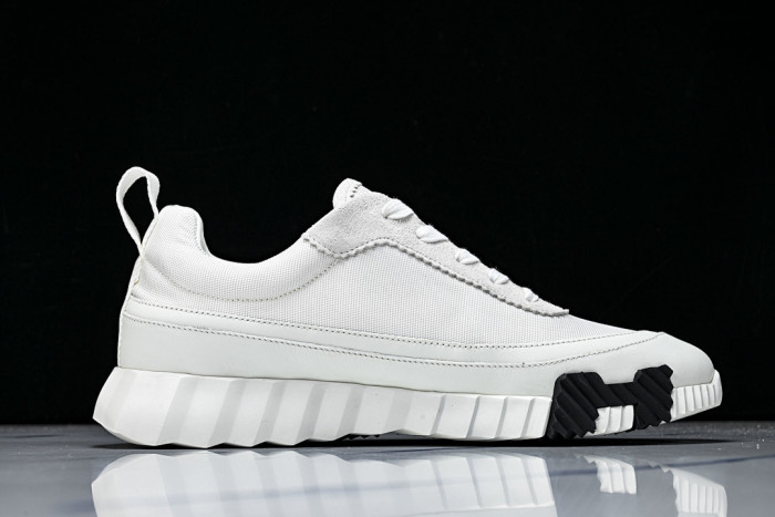 HER SHOES HM-8
