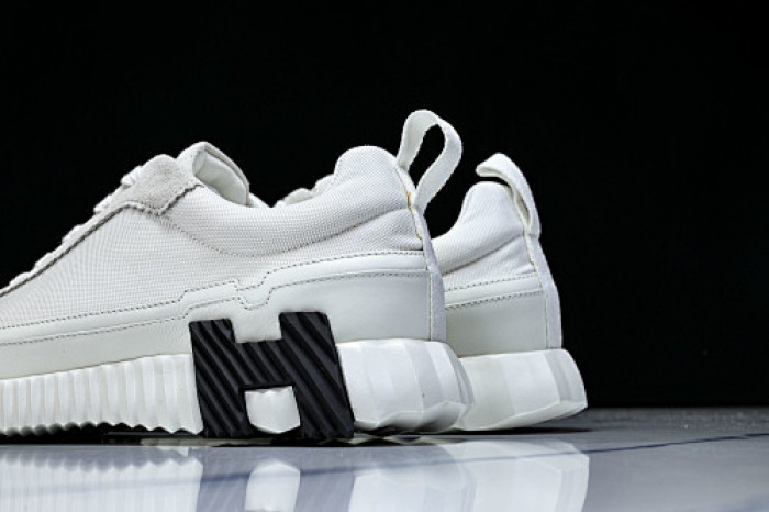 HER SHOES HM-8