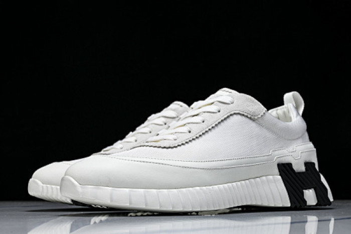 HER SHOES HM-8