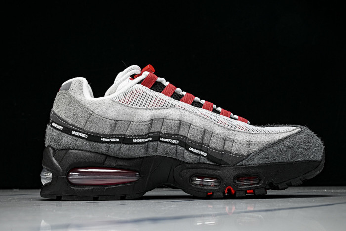 Undefeated x Nike Air Max 95 