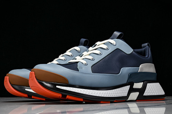 HER SHOES HM-2