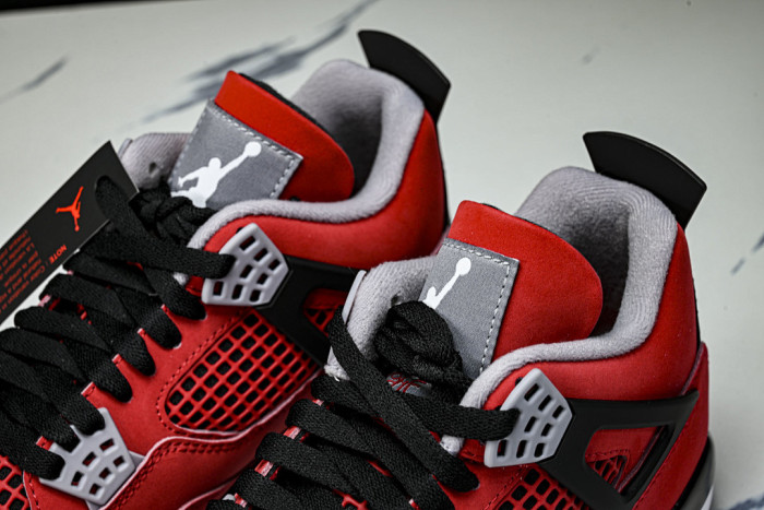 Air Jordan 4“Toro Bravo” FQ8138-600
