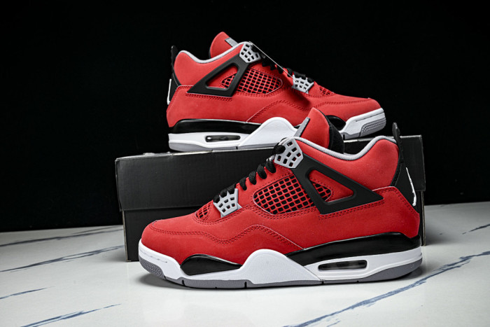 Air Jordan 4“Toro Bravo” FQ8138-600