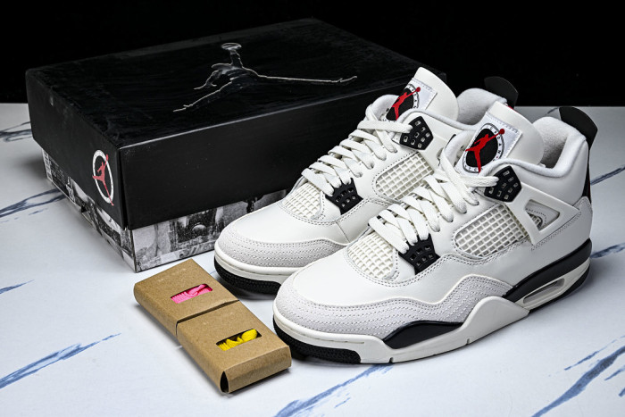 Air Jordan 4“Flight Club” IM4002-100