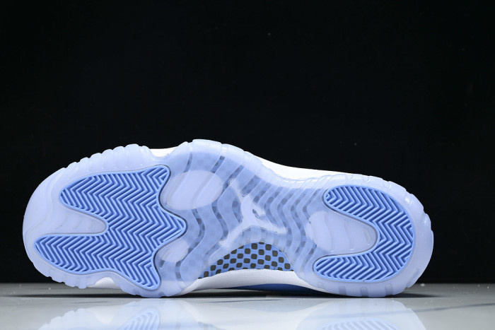 (2026) Air Jordan 11 Low “University Blue” FV5104-100