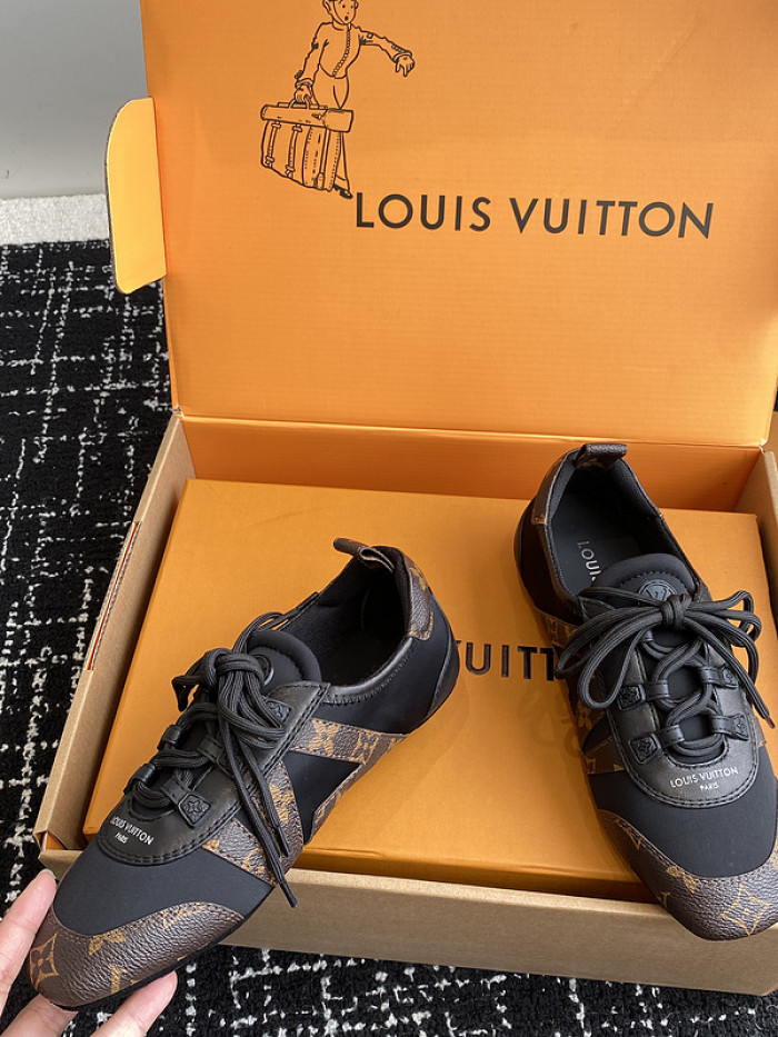 LOVT SNEAKER lv-322