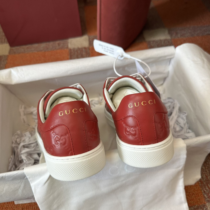 GI ACE EMBROIDERED LOW-TOP SNEAKER 90650