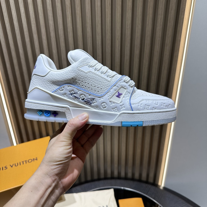 LOVT SNEAKER lv-393