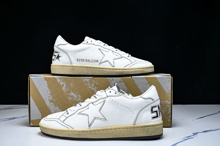 GGDB SNEAKERS 120256