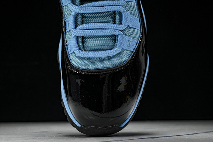 Air Jordan 11 CT8012-440