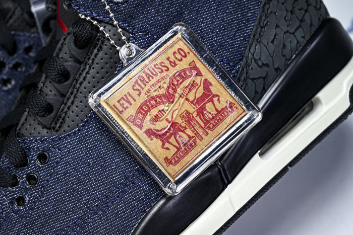 Jordan 3 Retro Levi’s Indigo IH7959-400