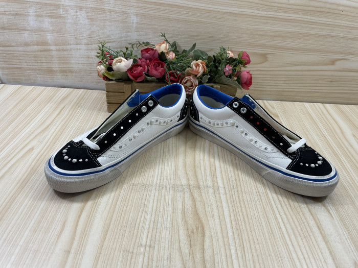 VANS SNEAKERS VS-07