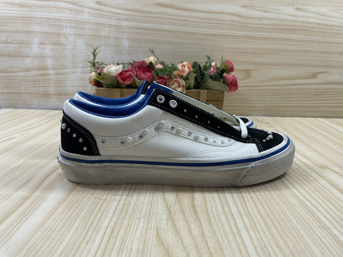 VANS SNEAKERS VS-07
