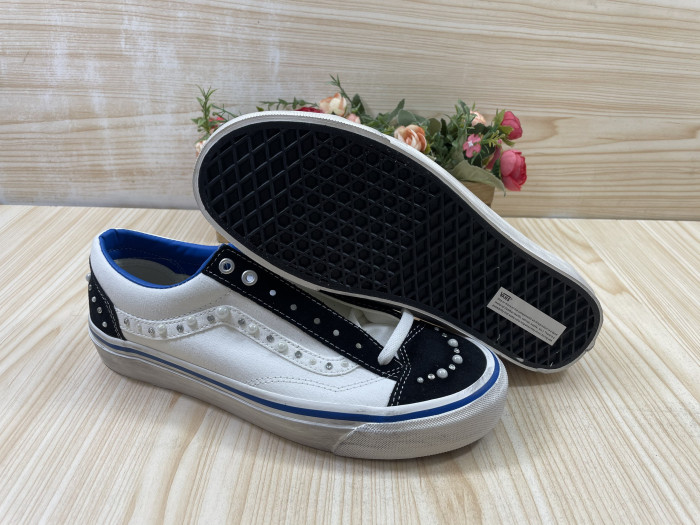 VANS SNEAKERS VS-07
