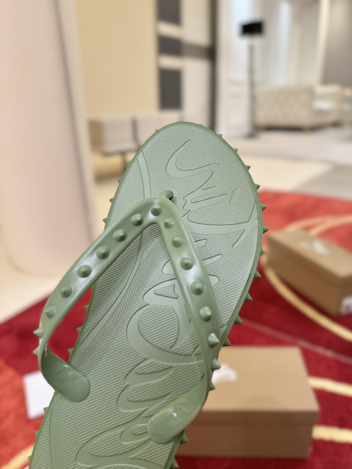 CL SLIPPERS 101218