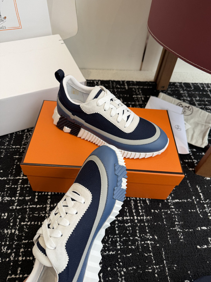 HER SHOES HM-20