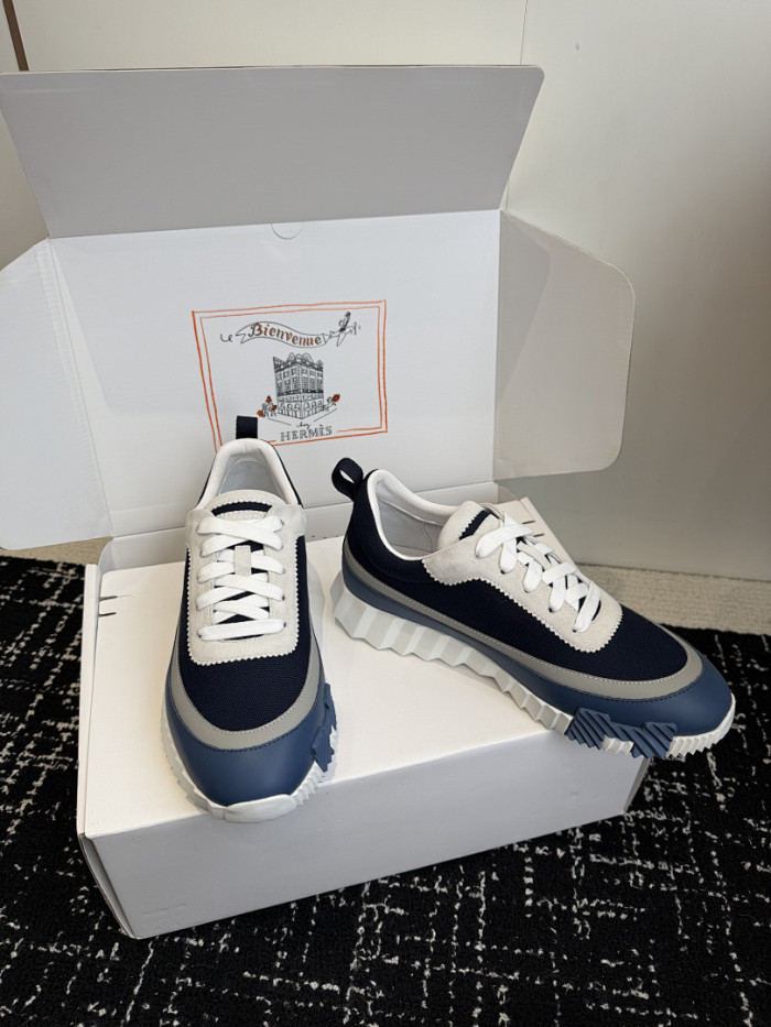 HER SHOES HM-20