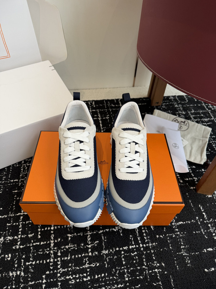 HER SHOES HM-20