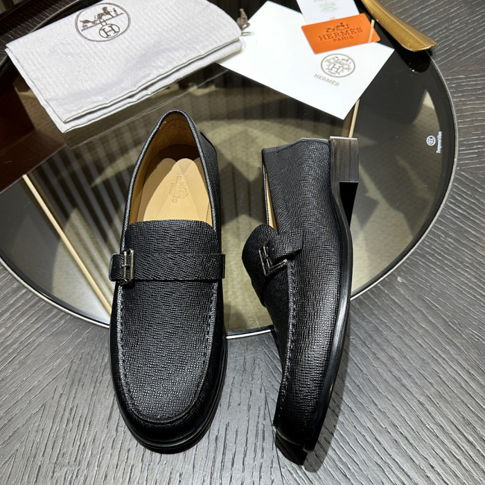 HER SHOES HM-24